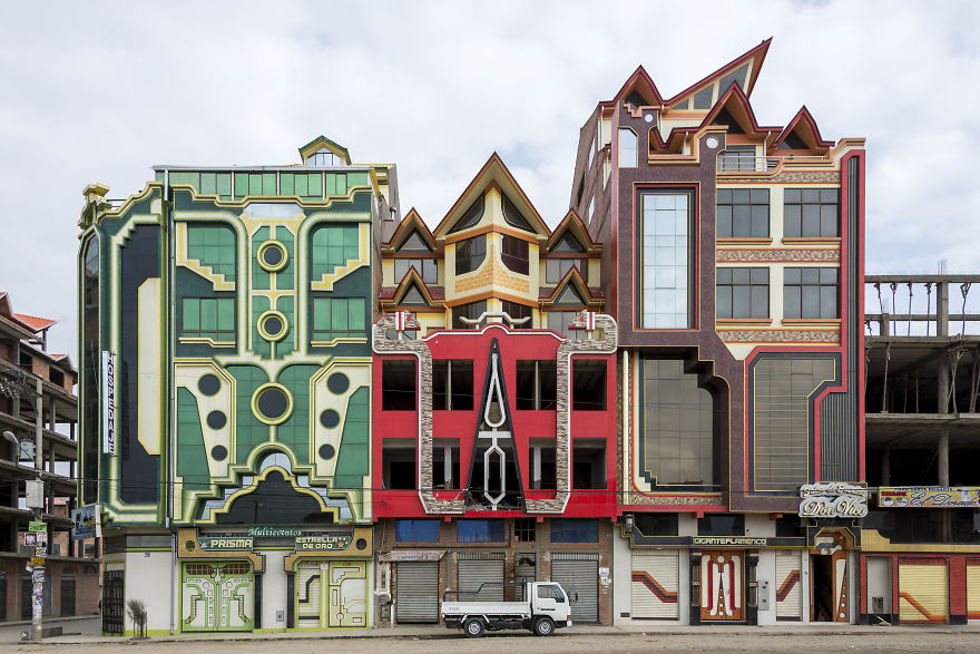 El Alto Cholets: Psychedelic Architecture In Bolivia
